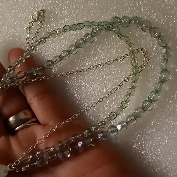 Opalescent blue & green layered glass beaded silver chain necklace 20 inch Long - Picture 7 of 7
